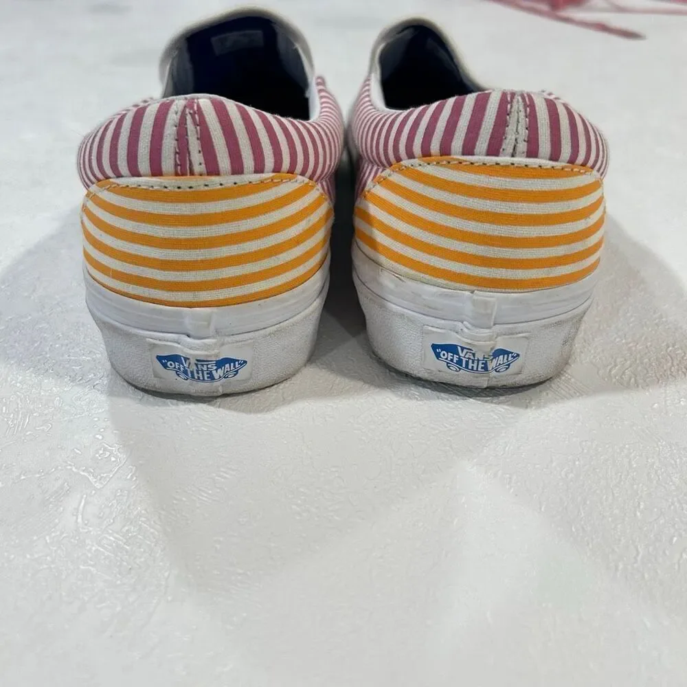 Vans Classic Slip-On Striped Canvas Shoes Men’s 8 Women’s 9.5